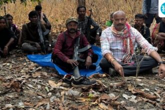 from-red-stronghold-to-retreat:-babarao’s-surrender-marks-a-turning-point-in-bastar