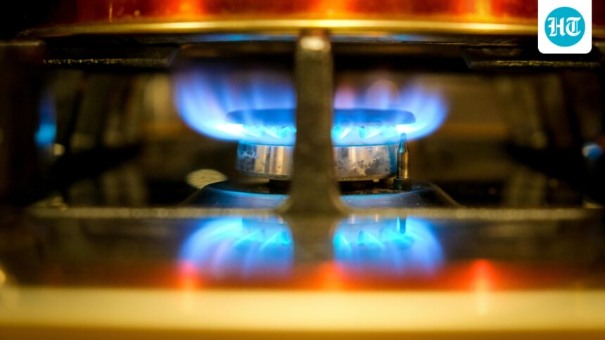 switching-from-lpg-to-png-what-it-means-for-families-and-how-to-make-the-switch-|-step-by-step-process | GIBN switching-from-lpg-to-png:-what-it-means-for-families-and-how-to-make-the-switch-|-step-by-step-process