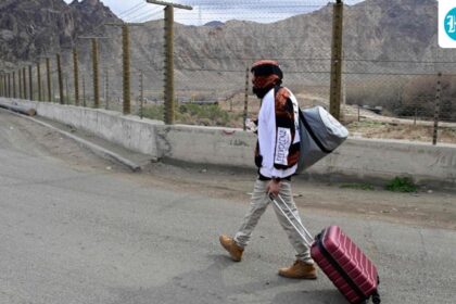 1,043-indians-cross-from-iran-to-armenia-and-azerbaijan