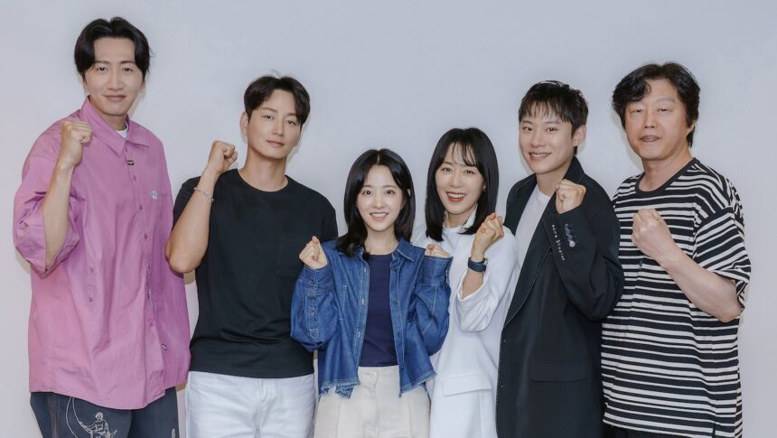 disney+-reveals-the-release-dates-for-the-korean-series-“gold-land”-and-“perfect-crown”