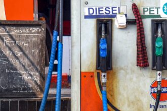 nayara,-india’s-largest-private-fuel-retailer,-hikes-petrol-and-diesel-prices.-this-is-why
