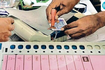 67-candidates-withdraw-their-nominations-from-the-upcoming-elections-in-assam,-722-candidates-are-still-in-contention.