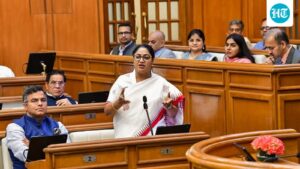 aap-left-delhi-with-a-debt-burden-of-rs-47-lakh,-says-cm-rekha-gupta-in-budget-session