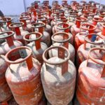 png-vs-lpg:-why-piped-natural-gas-is-holding-up-while-cylinders-struggle-amid-strait-of-hormuz-chokehold