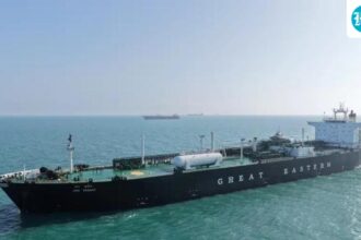 lpg-tanker-jag-vasant-safely-docks-at-vadinar-port,-gujarat:-official
