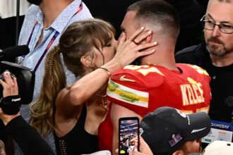 taylor-swift-&-travis-kelce’s-relationship-timeline:-the-full-guide-from-start-to-engagement
