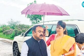 interaction-between-netas,-babus-and-teachers-in-maharashtra