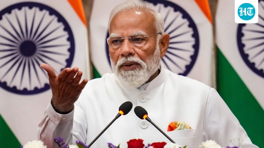 pm-modi-says-bjp’s-‘a-team’-kerala,-accuses-ldf,-udf-of-‘plunder’-for-decades