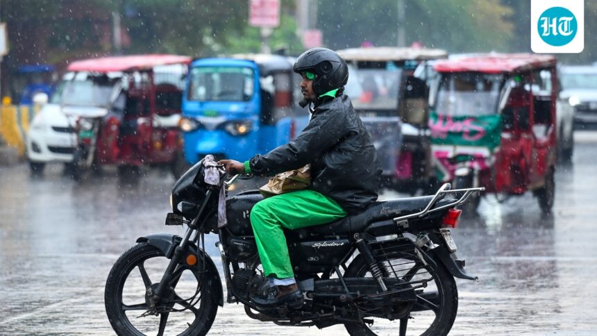 rains-lash-parts-of-delhi-ncr-the-imd-issues-an-orange-alert | GIBN rains-lash-parts-of-delhi-ncr;-the-imd-issues-an-orange-alert