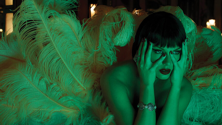 taylor-swift-sued-for-trademark-infringement-over-movie-‘the-life-of-a-showgirl’