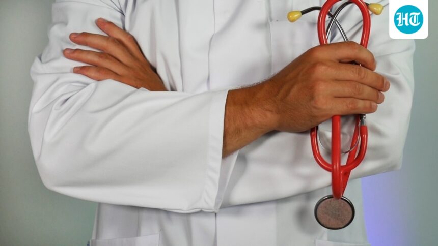 eci-deploys-49-doctors-to-polls-in-west-bengal;-the-move-was-reversed-after-the-protest