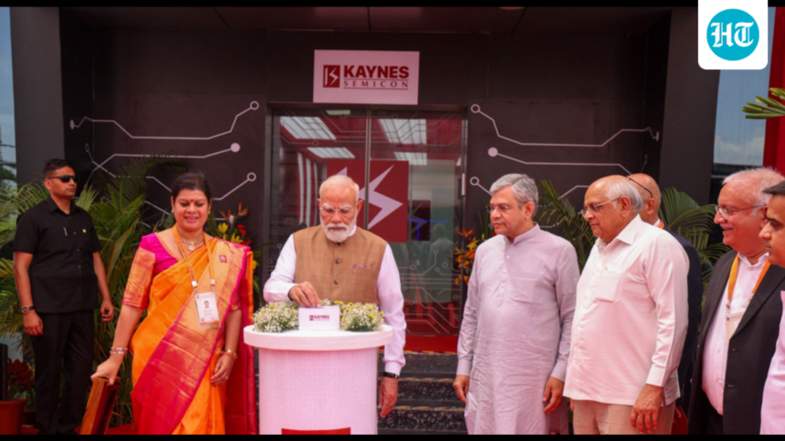modi-inaugurates-a-semiconductor-manufacturing-facility-in-sanand,-gujarat