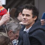 in-the-light,-tom-tykwer-shows-that-the-fast,-fate-driven-force-seen-in-run-lola-run-continues-to-shape-his-filmmaking.