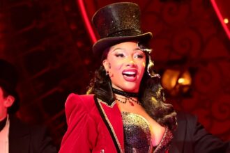 megan-thee-stallion-was-taken-to-hospital-in-new-york-after-leaving-mid-screening-of-“moulin-rouge.”