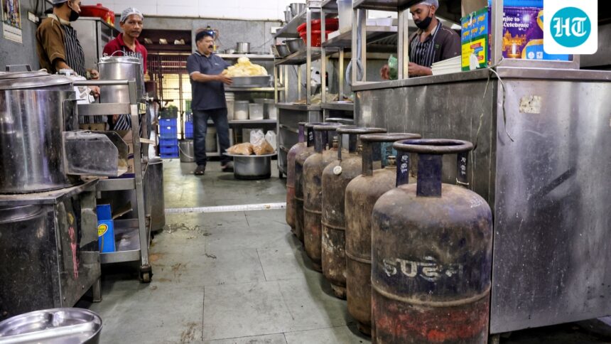 commercial-lpg-prices-rise-heres-how-much-youll-pay-now-in-delhi-mumbai-chennai-and-bengaluru | GIBN commercial-lpg-prices-rise:-here’s-how-much-you’ll-pay-now-in-delhi,-mumbai,-chennai-and-bengaluru