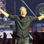 bruce-springsteen-rallies-hard-against-trump-on-new-tour-and-leads-‘ice-out-now’-chant