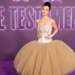 showrunner-says-chase-infinity-got-the-lead-role-in-the-testaments-because-of-elisabeth-moss’s-similar-quality