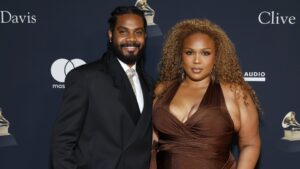 lizzo’s-boyfriend:-everything-to-know-about-mick-wright-and-their-relationship