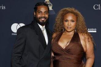 lizzo’s-boyfriend:-everything-to-know-about-mick-wright-and-their-relationship