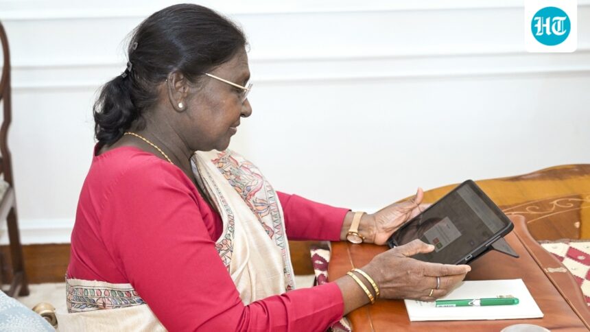 2027-census-begins:-president-murmu-and-prime-minister-modi-opt-for-self-census