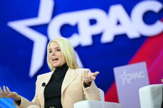 is-pam-bondi-married?-all-about-attorney-general’s-relationships-and-ex-spouses
