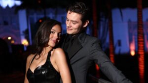 olivia-rodrigo-and-louis-partridge’s-relationship-from-the-beginning-to-their-reported-split