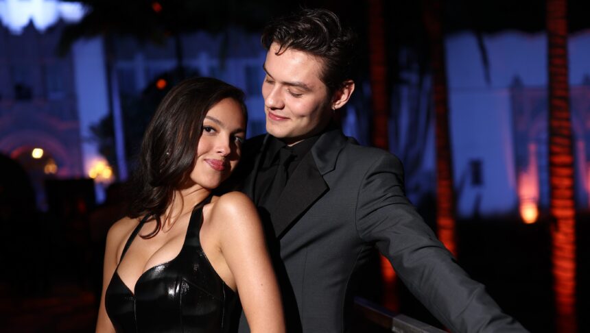 olivia-rodrigo-and-louis-partridge’s-relationship-from-the-beginning-to-their-reported-split