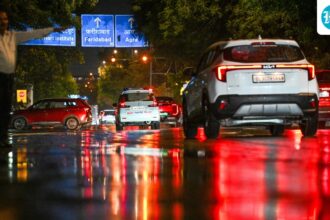 dust,-heat-and-rain:-delhi-is-witnessing-a-day-filled-with-multiple-weather-phenomena