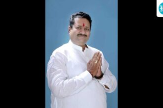 row-after-expulsion-bjp-mla-joins-poll-campaign-in-bagalkot