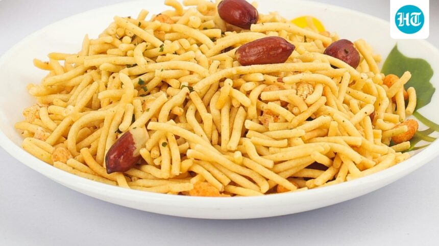 anxiety-is-eating-away-at-traders-after-bikaneri-bugiya-received-a-heavy-blow-amid-the-us-iran-war