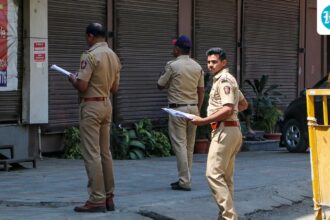 maharashtra:-two-traders-in-dhule-have-been-booked-for-selling-banned-pakistani-products