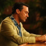 jon-hamm-compares-don-draper’s-whiskey-cup-to-the-return-of-your-friends-&-neighbors-season-2