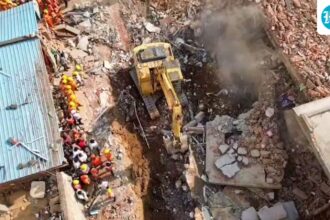 hostel-collapse-in-mp-anuppur-has-killed-3-people-so-far,-many-feared-to-be-trapped;-terrifying-video-clip-from-surveillance-cameras-shows-a-building-in-a-cave