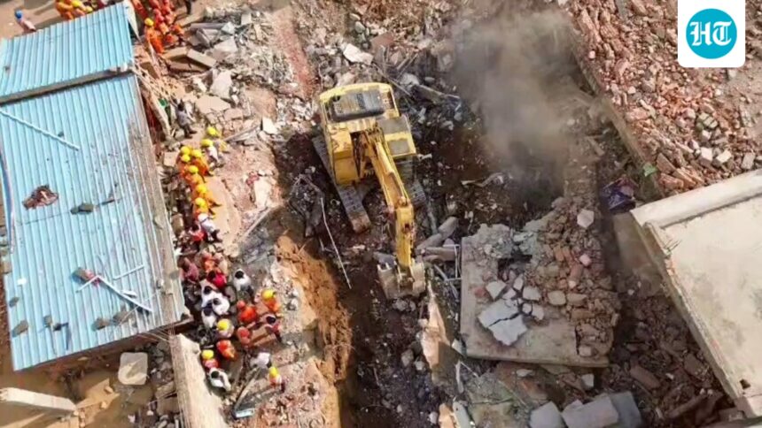 hostel-collapse-in-mp-anuppur-has-killed-3-people-so-far,-many-feared-to-be-trapped;-terrifying-video-clip-from-surveillance-cameras-shows-a-building-in-a-cave