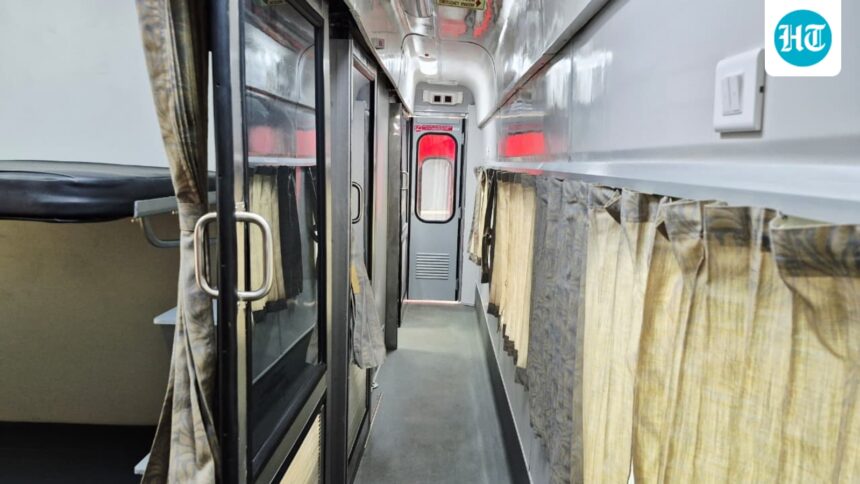 new-interiors,-color-themes,-pvc-flooring:-ashwini-vaishnao-inspects-the-upgraded-coaches-of-amrit-bharat-trains