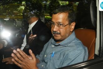 arvind-kejriwal-discusses-his-own-case-in-the-delhi-hc-on-the-disqualification-of-a-judge-in-a-tax-policy-case-next-week