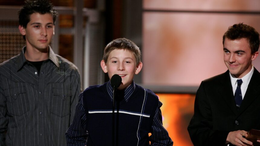 what-happened-to-eric-pere-sullivan-why-he-wont-be-joining-the-cast-of-the-malcolm-in-the-middle-reboot | GIBN what-happened-to-eric-pere-sullivan?-why-he-won’t-be-joining-the-cast-of-the-‘malcolm-in-the-middle’-reboot