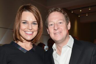 is-savannah-guthrie-married?-meet-her-husband-michael-feldman-and-her-ex-husband