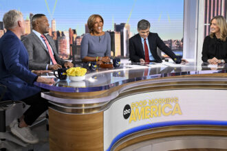 how-other-morning-shows-covered-—-or-didn’t-cover-—-savannah-guthrie’s-return-to-‘today’