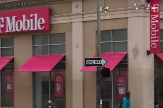 t-mobile-was-named-“best-mobile-network”-in-an-independent-speed-test-—-here’s-why