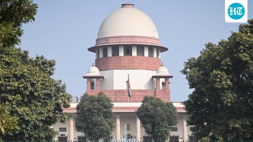 lower-yourself-so-that-your-‘henchmen’-like-chief-justice-can-talk-to-you:-supreme-court-pulls-up-bengal-security-chief-over-missed-calls