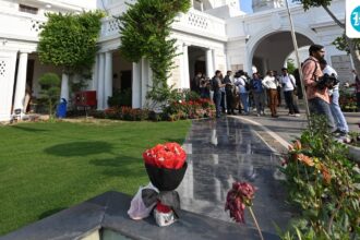 a-man-rammed-his-car-into-a-delhi-assembly-to-draw-police-attention-to-the-case-of-his-missing-nephew