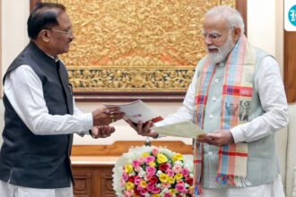 chhattisgarh-cm-vishnu-deo-sai-calls-on-pm-modi-and-presents-vision-for-the-next-phase-of-bastar’s-development