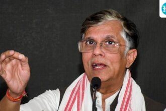 ‘disturbed-and-desperate’:-congress-lashes-out-at-assam-chief-minister,-alleges-‘witch-hunt’-as-cops-arrive-at-pawan-khera’s-house