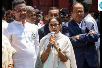 mamata-files-his-nomination-and-says-the-tmc-will-move-the-sc-against-freezing-of-electoral-rolls