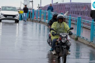 the-imd-has-warned-of-floods-and-landslides-in-parts-of-kashmir-amid-heavy-rains