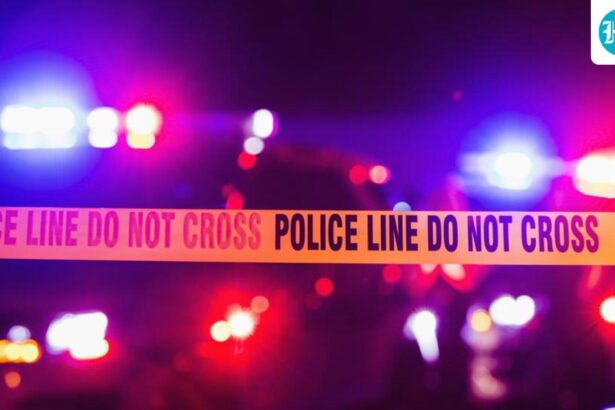 a-retired-official-stabs-his-wife-to-death,-hands-the-gold-to-his-daughter,-and-surrenders