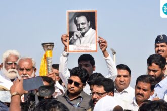 sunetra-pawar-is-set-to-win-the-baramati-bypoll-unopposed-with-the-congress-withdrawing-its-candidate