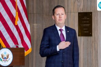 india-us-trade-deal:-envoy-says-an-indian-delegation-is-visiting-washington-this-month-to-sign-the-deal