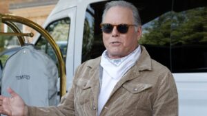 warning-payday-for-david-zaslav’s-$886m-sale-under-fire-from-proxy-advisor-who-suggests-shareholders-vote-‘no’